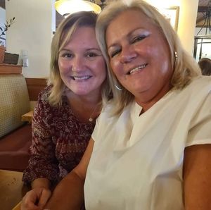 Meet your Posher, Connie